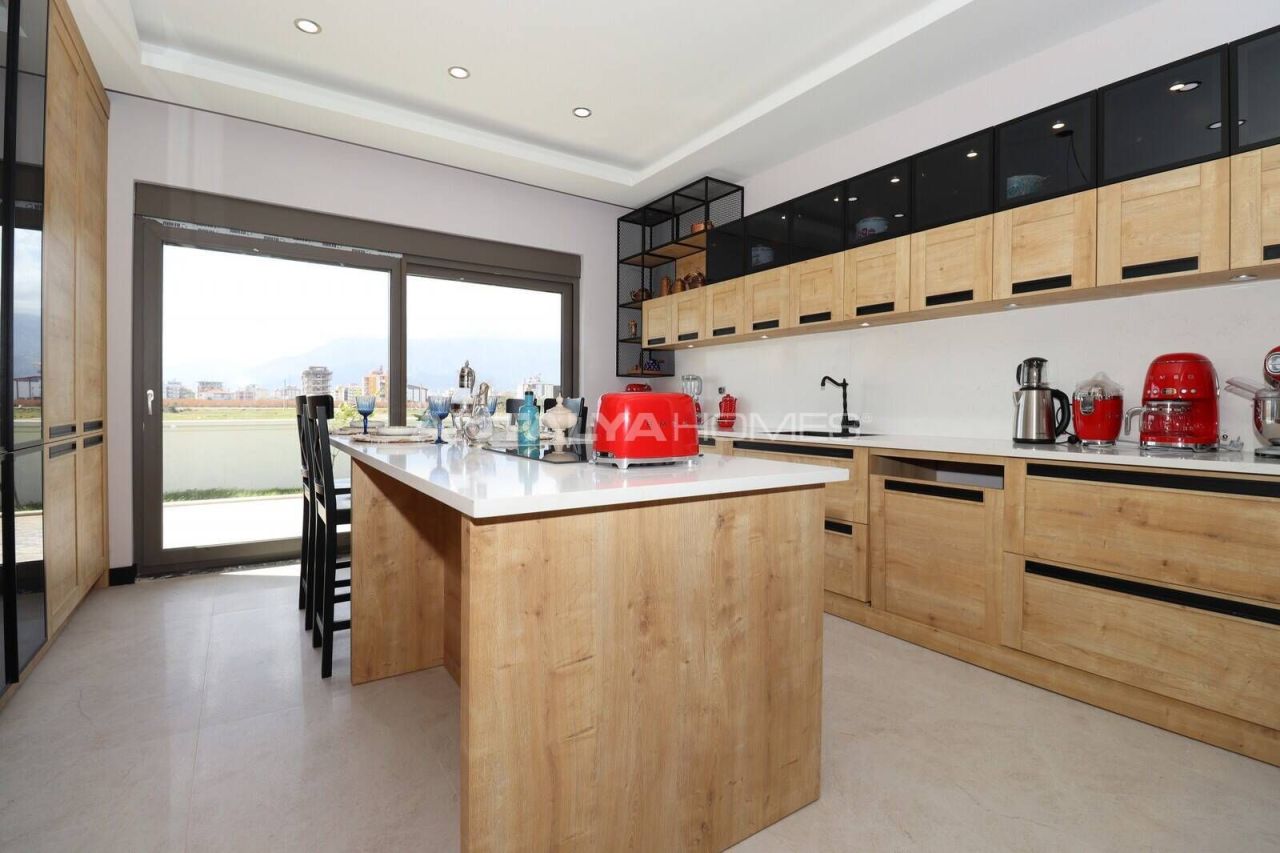 Villa à Antalya, Turquie, 300 m² - image 12