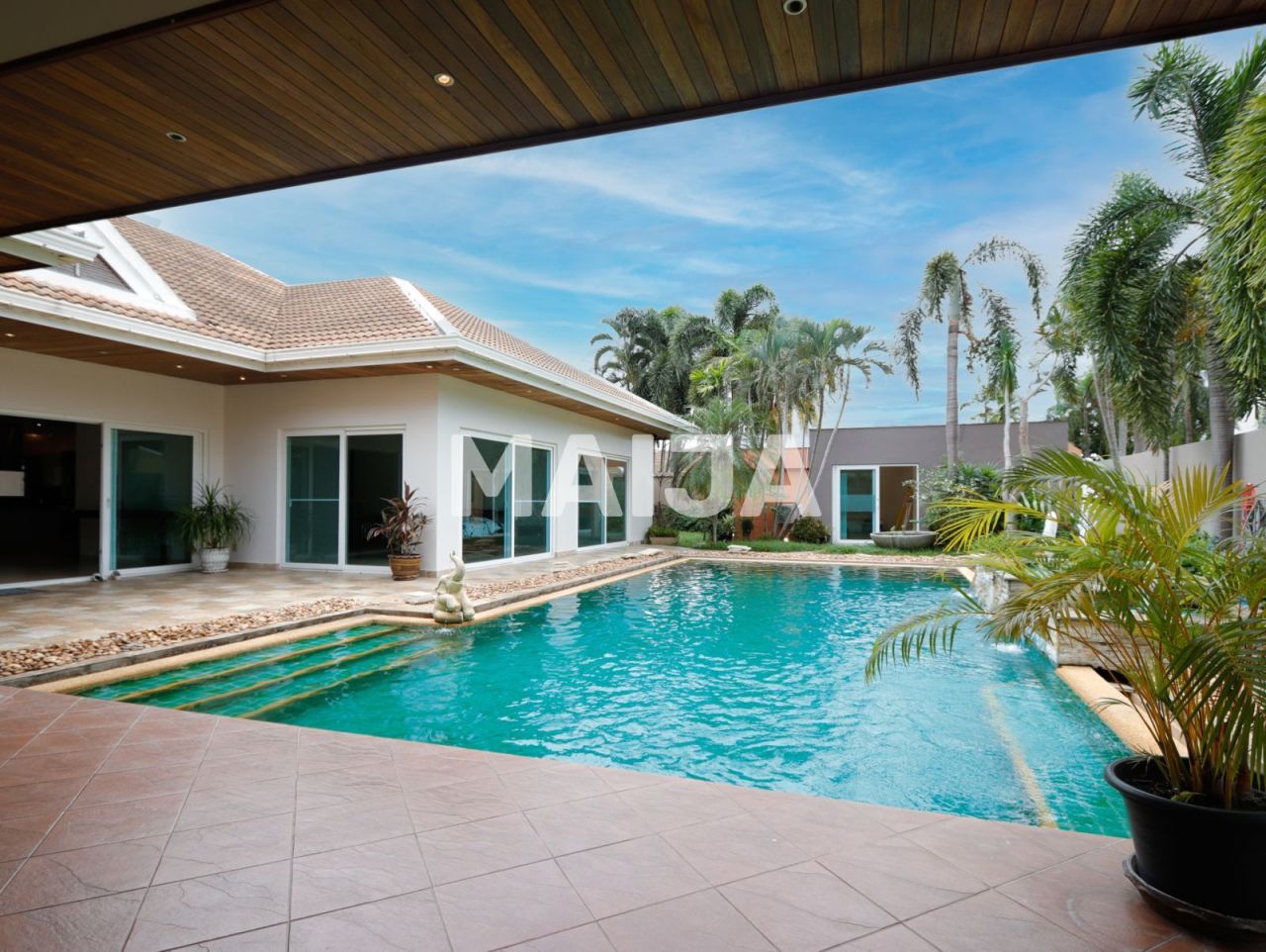Villa Bang Lamung, Thaïlande, 350 m² - image 1