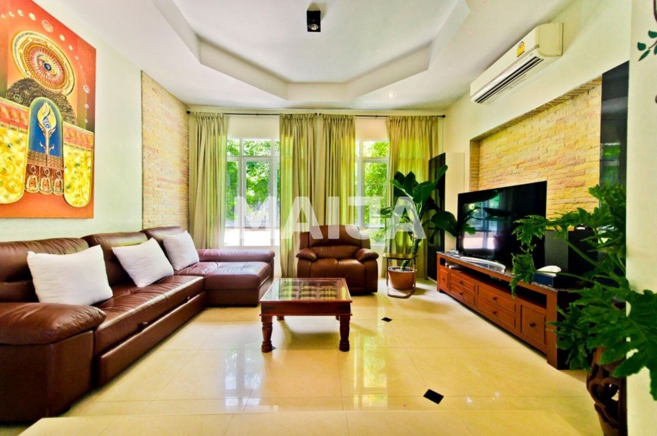 Maison Sattahip, Thaïlande, 1 570 m² - image 4