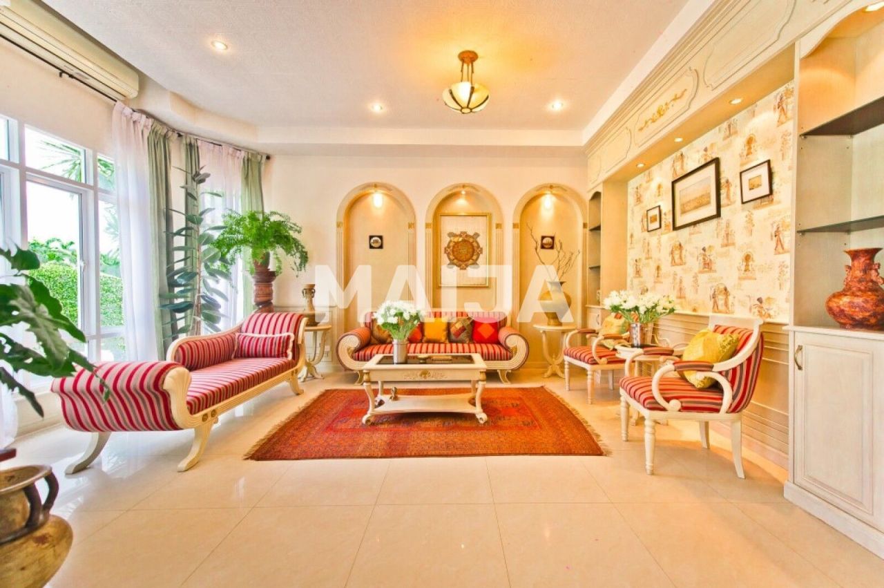 Maison Sattahip, Thaïlande, 1 570 m² - image 8