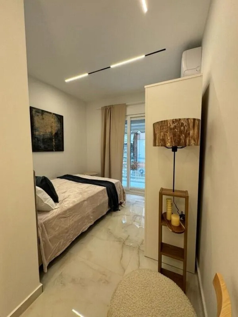 Flat in Thessaloniki, Greece, 33 m² - picture 9