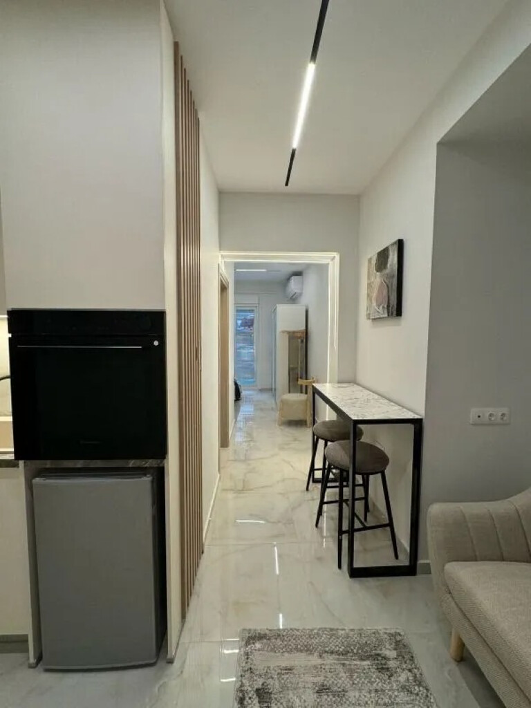 Flat in Thessaloniki, Greece, 33 m² - picture 13