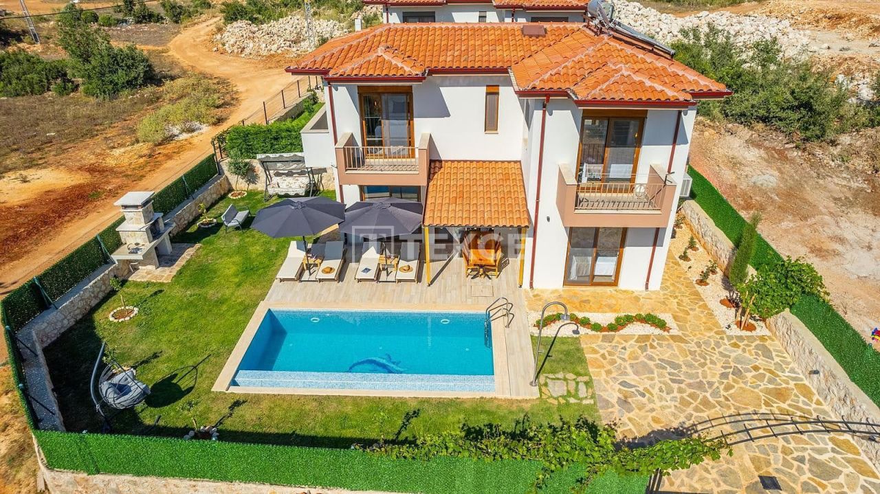 Villa a Kaş, Turchia, 120 m² - foto 1