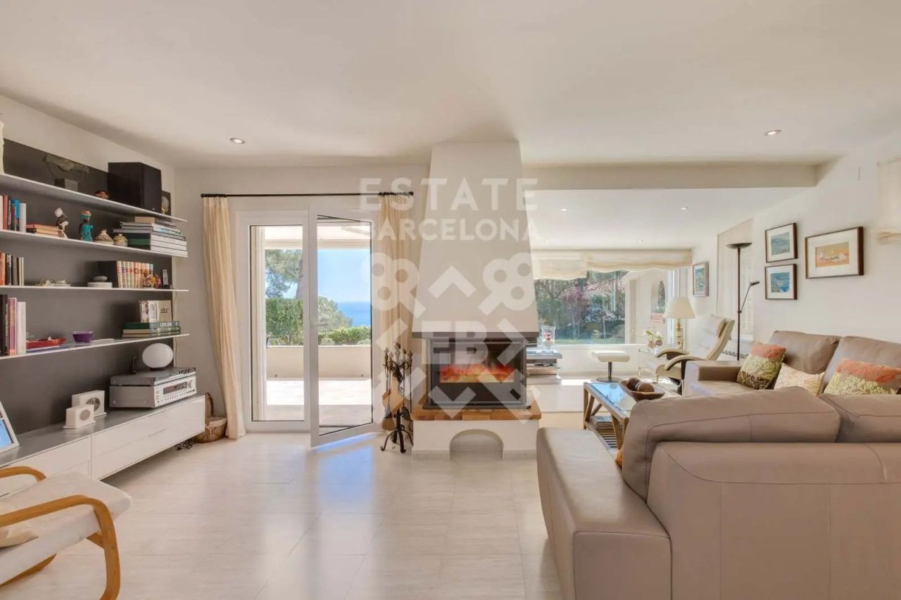 Villa à Palafrugell, Espagne, 228 m² - image 3