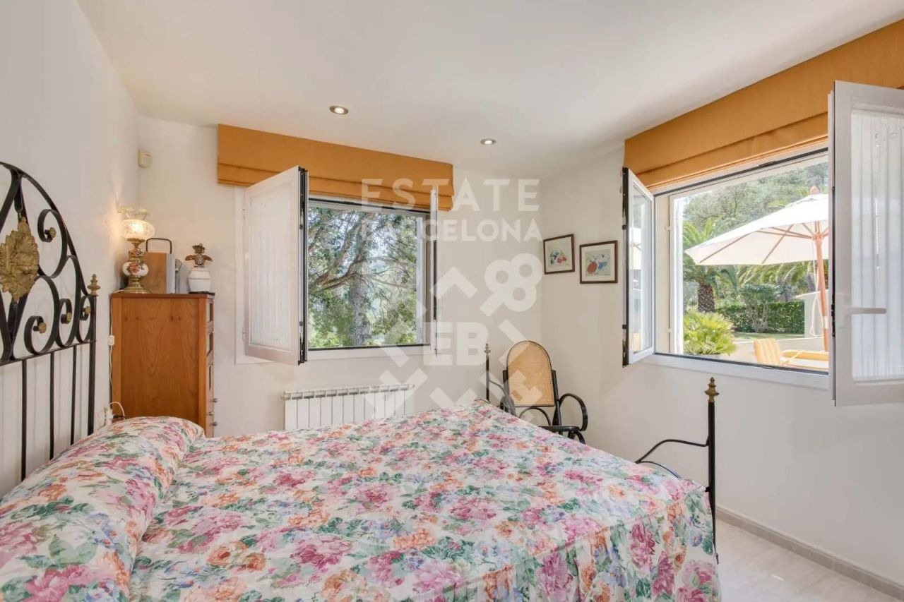 Villa à Palafrugell, Espagne, 228 m² - image 12