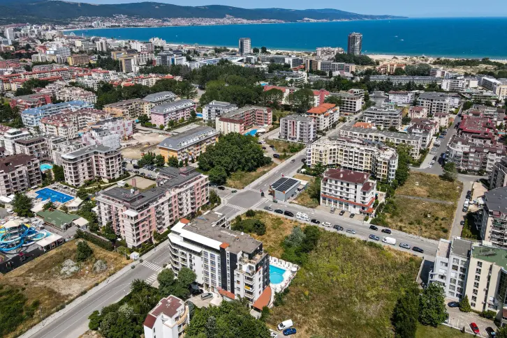 Appartement à Slantchev Briag, Bulgarie, 82.8 m² - image 9