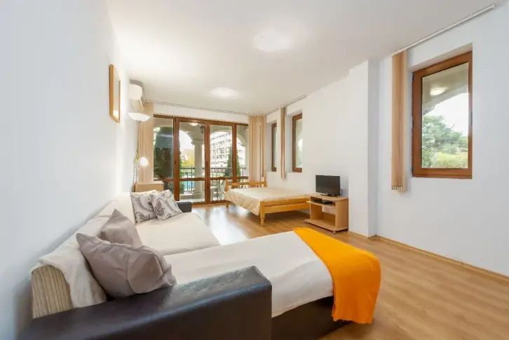 Piso en Sunny Beach, Bulgaria, 92 m² - imagen 1