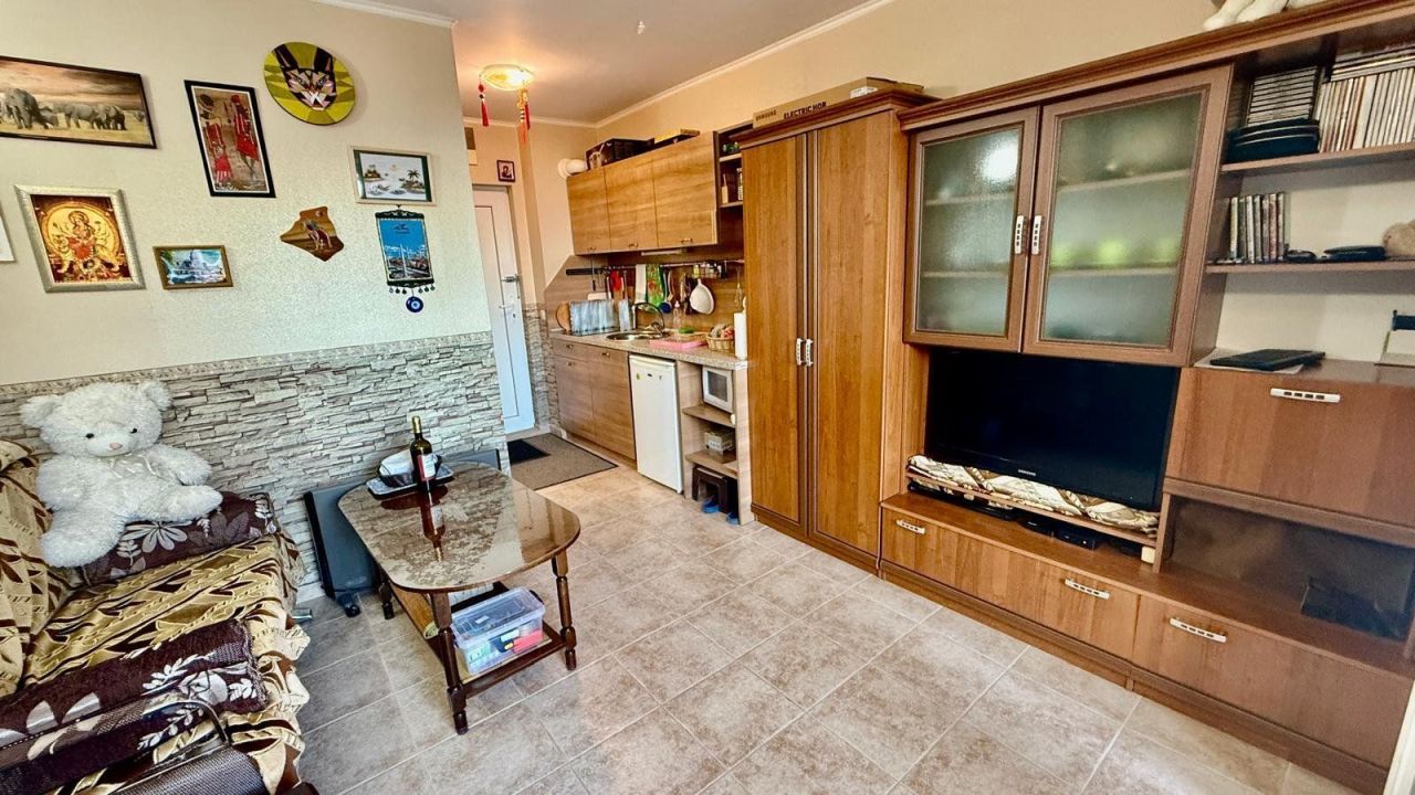 Apartment in Sveti Vlas, Bulgaria, 33 m² - picture 8