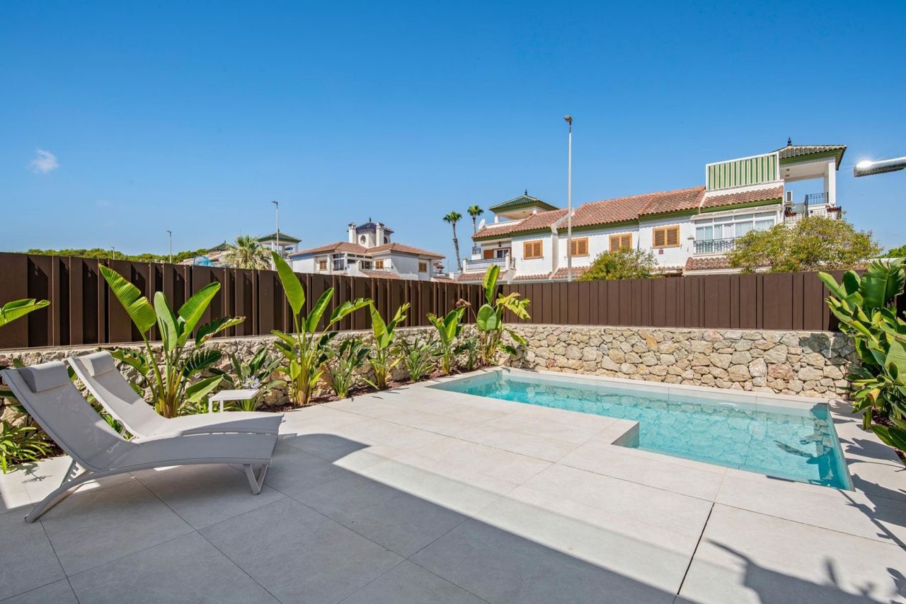 Villa en Pilar de la Horadada, España, 132 m² - imagen 3