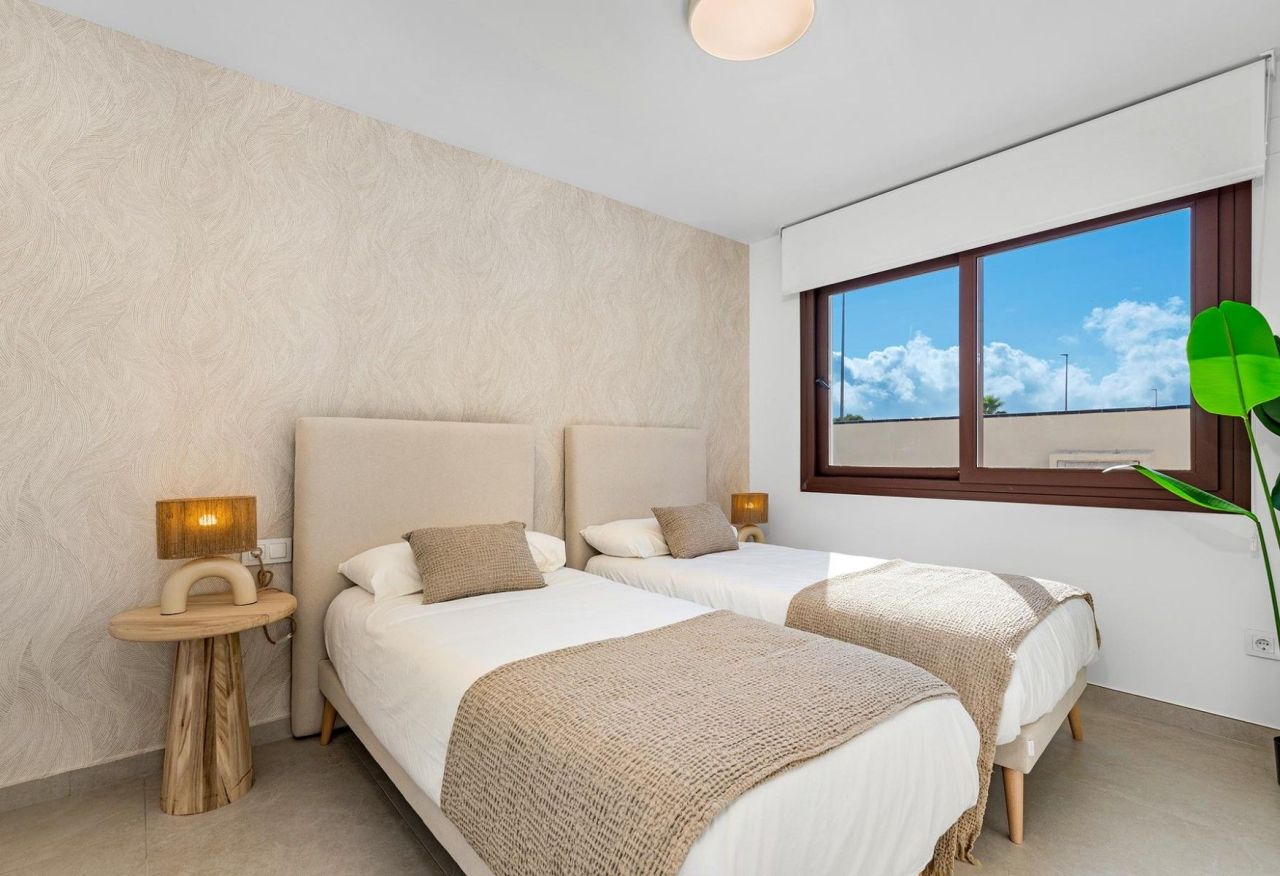 Villa en Pilar de la Horadada, España, 132 m² - imagen 14