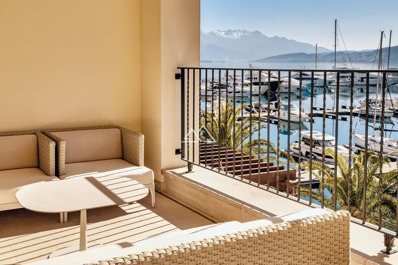 Appartement à Kumbor, Monténégro, 120 m² - image 7