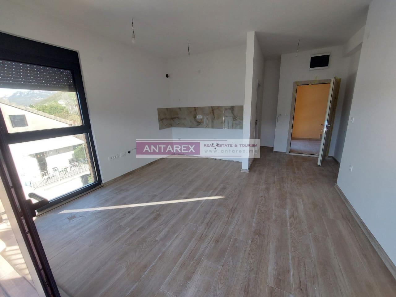 Apartment in Kumbor, Montenegro, 45.6 m² - Foto 3