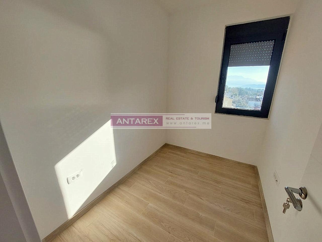 Appartement à Kumbor, Monténégro, 45.6 m² - image 4