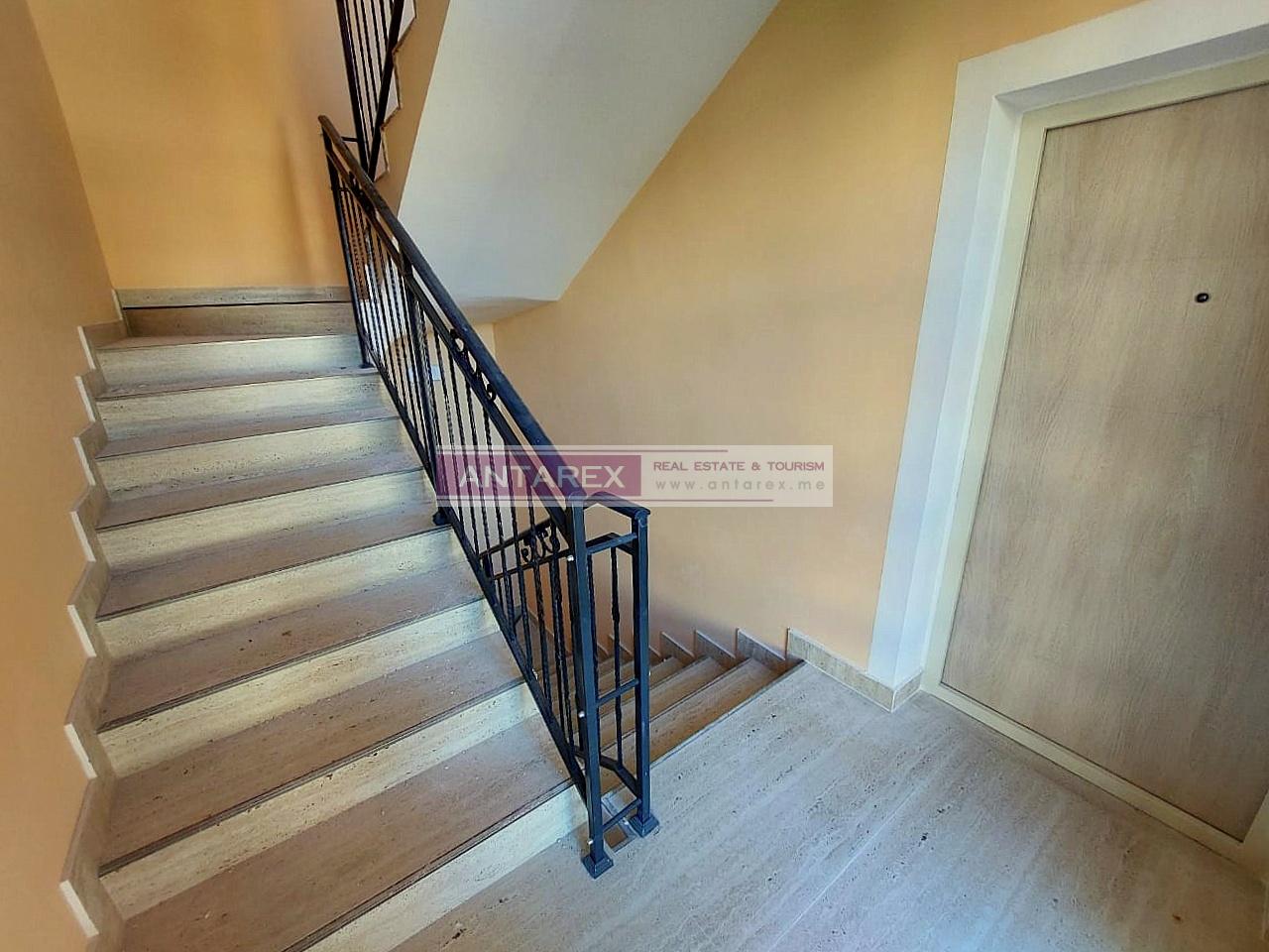 Appartement à Kumbor, Monténégro, 45.6 m² - image 9