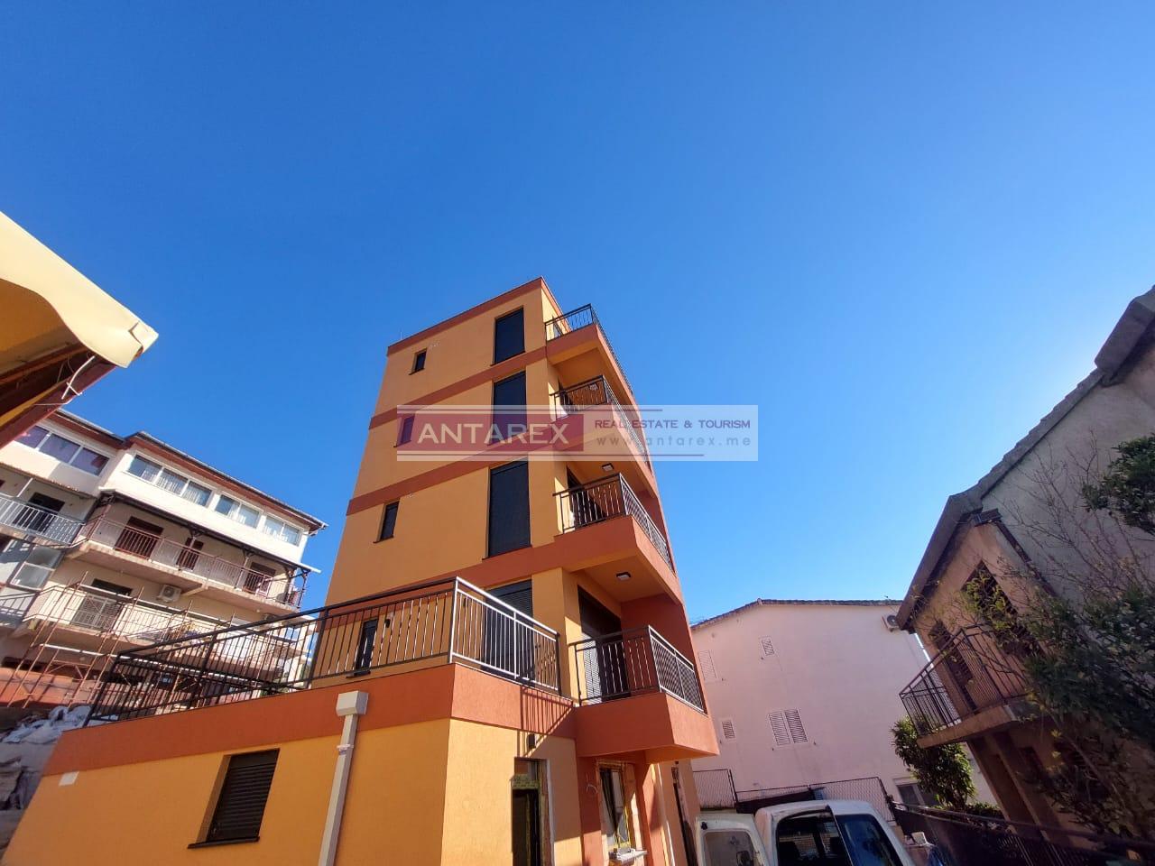 Appartement à Kumbor, Monténégro, 45.6 m² - image 10