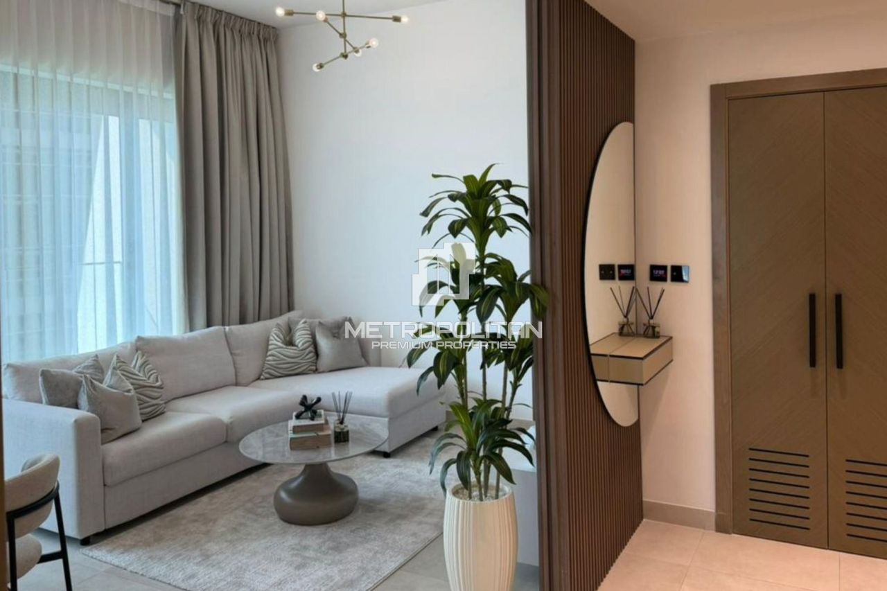 Apartment in Dubai, UAE, 128 m² - picture 2