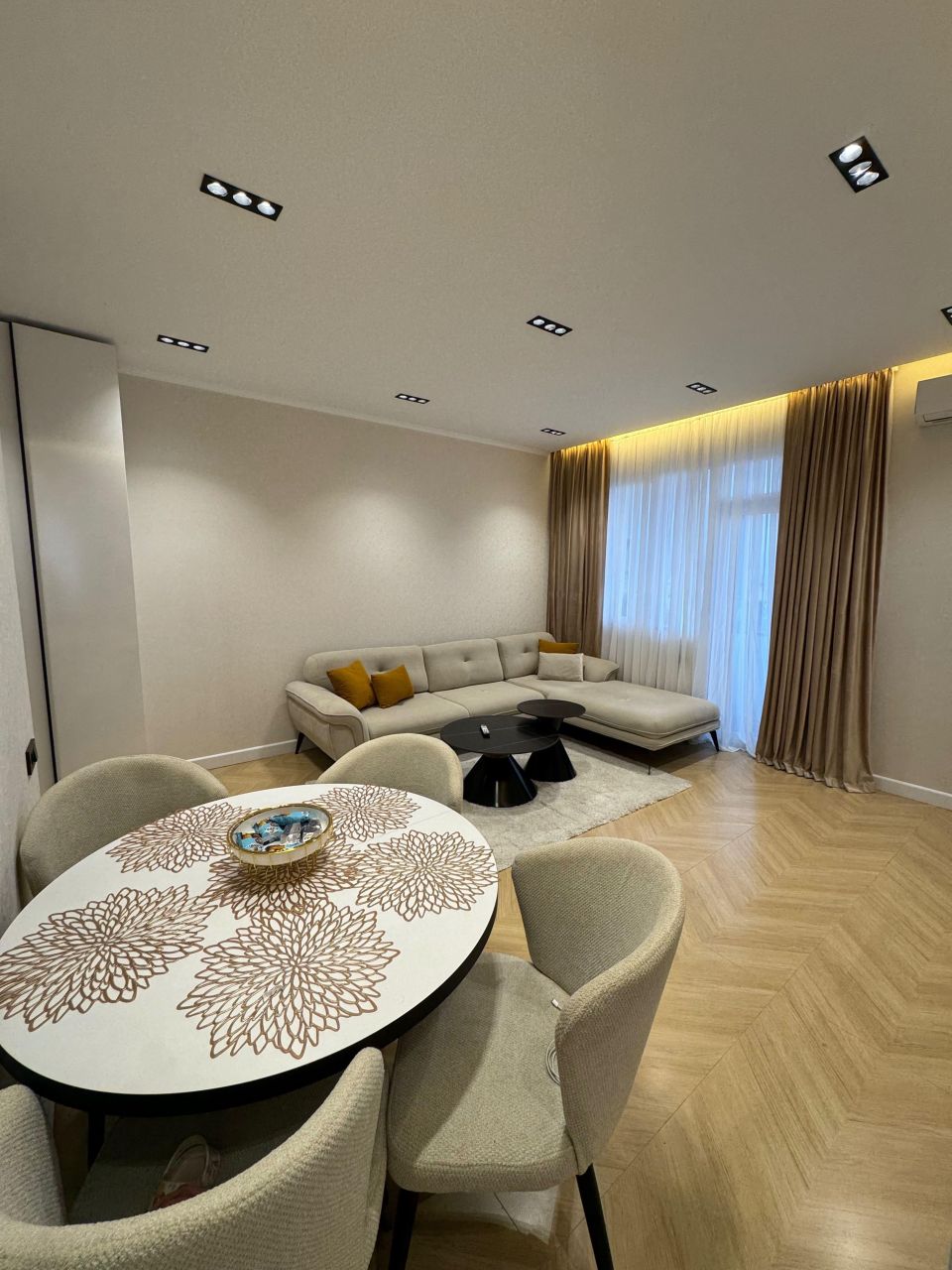 Piso en Batumi, Georgia, 53 m² - imagen 1