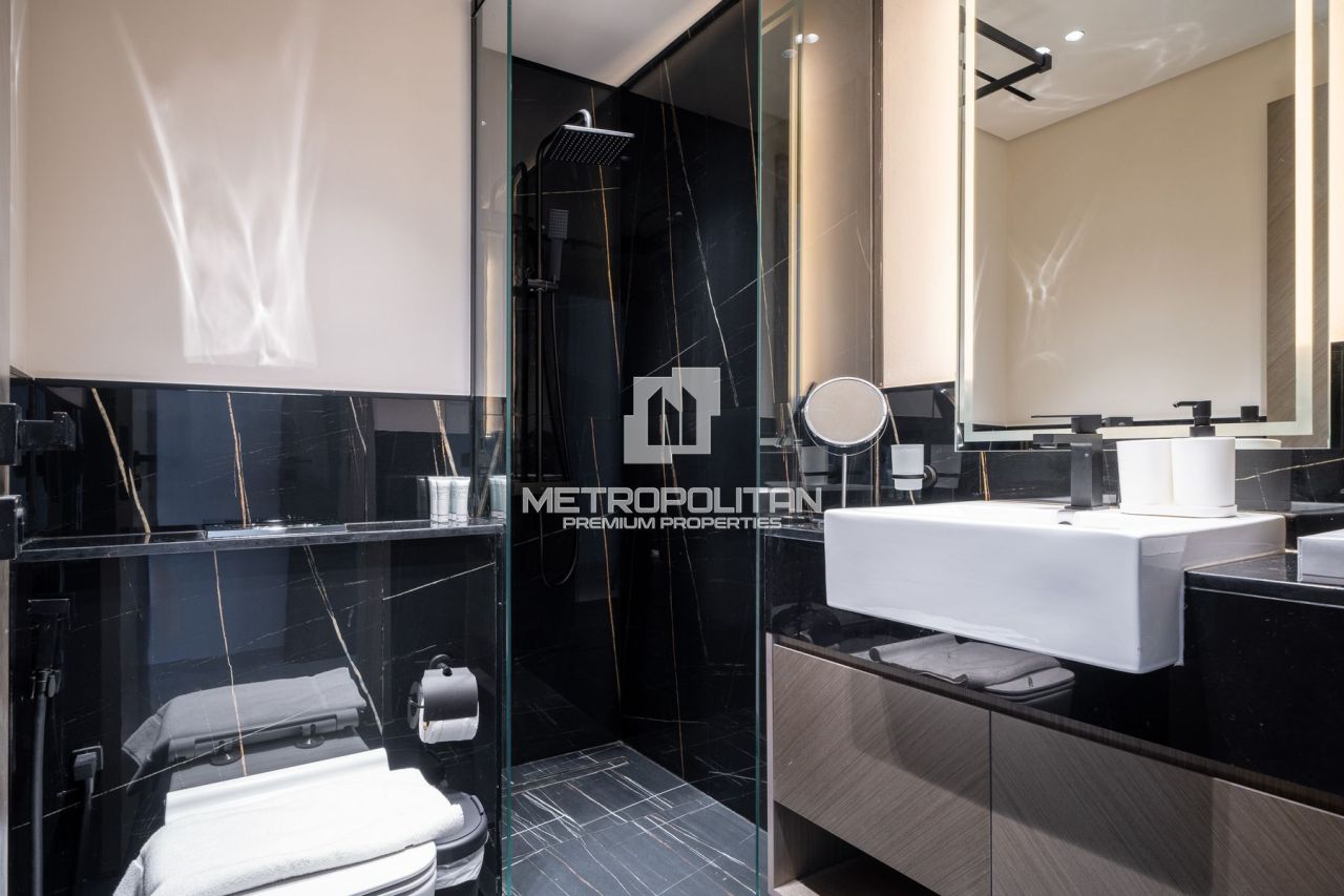 Apartment in Dubai, UAE, 128 m² - picture 11