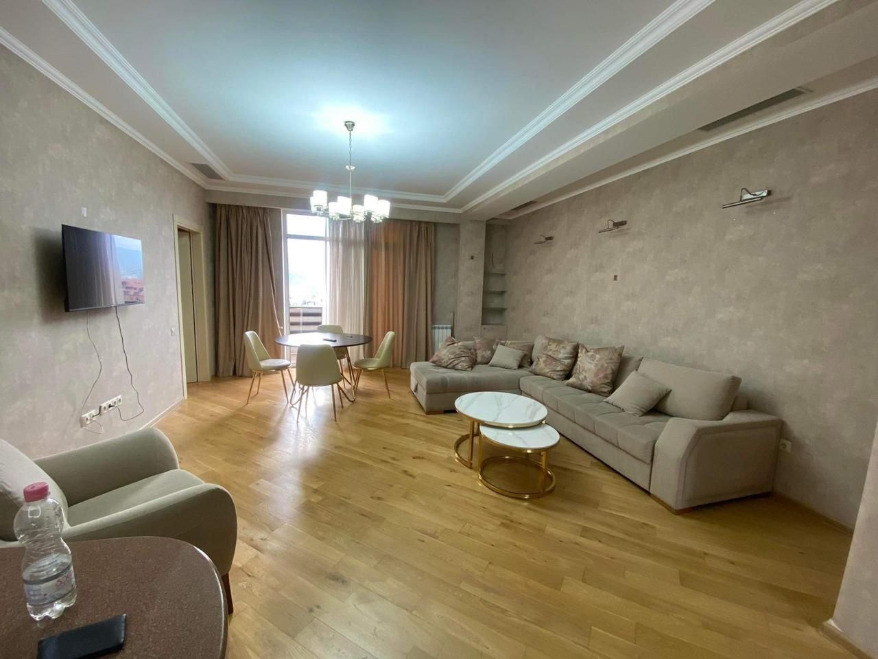 Wohnung in Tiflis, Georgien, 86 m² - Foto 1