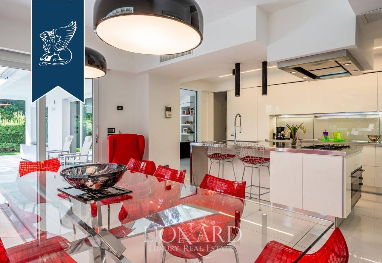 Villa in Pietrasanta, Italy, 650 m² - picture 13