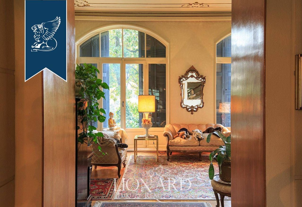 Villa in Lecco, Italien, 1 000 m² - Foto 13