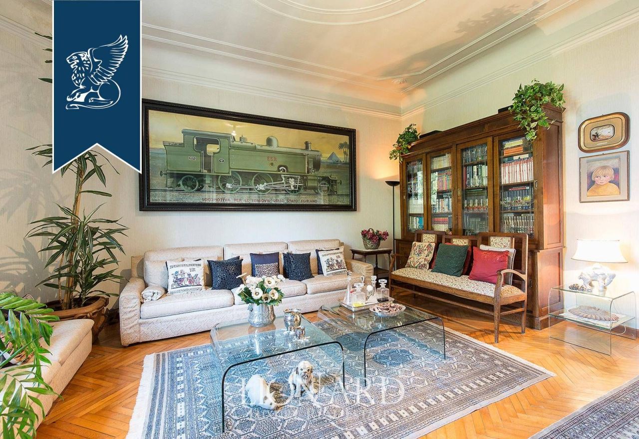 Villa in Lecco, Italien, 1 000 m² - Foto 14