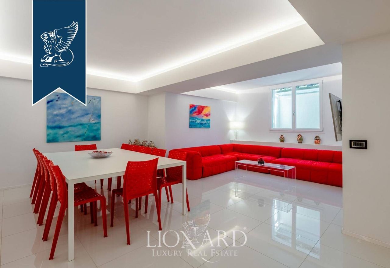 Villa in Pietrasanta, Italy, 650 m² - picture 15