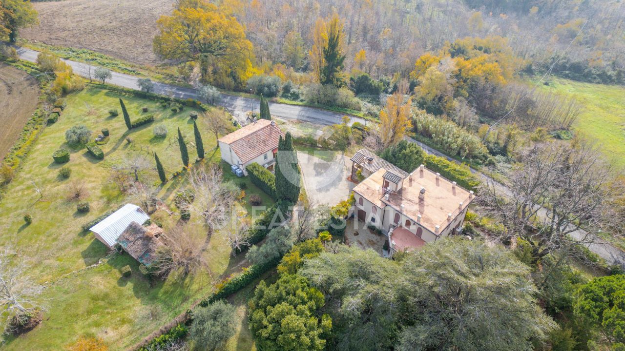 Casa en San Gemini, Italia, 396.2 m² - imagen 6