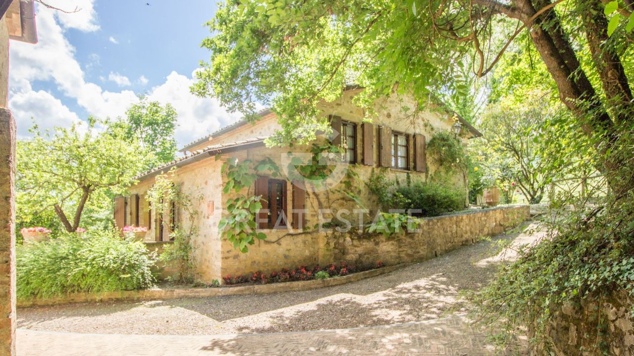 Casa en Umbertide, Italia, 1 237 m² - imagen 9