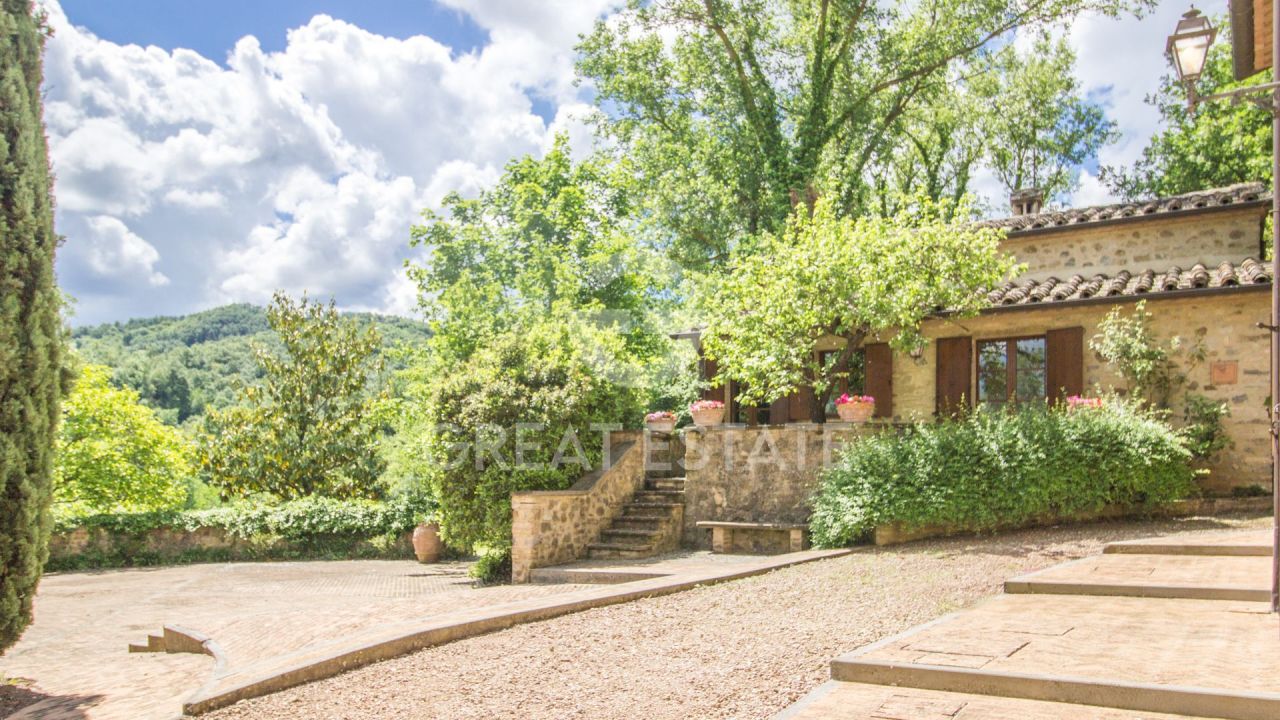 Casa en Umbertide, Italia, 1 237 m² - imagen 10