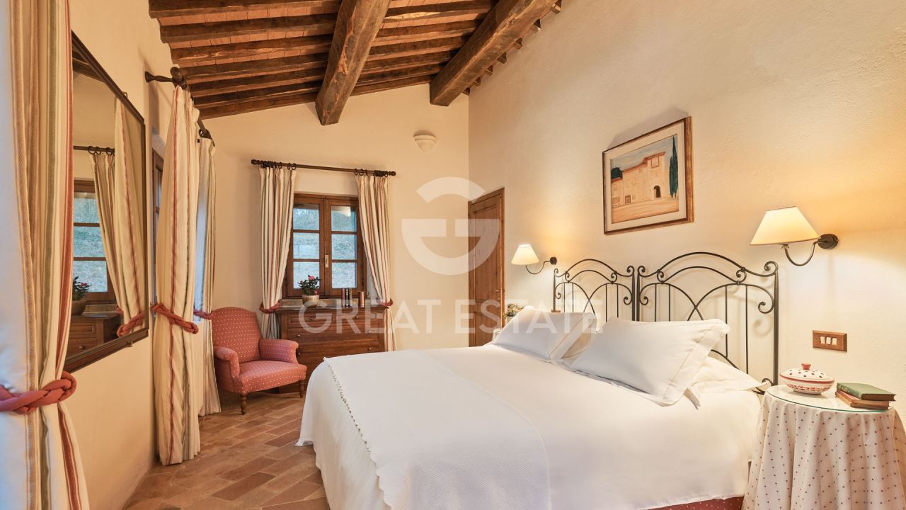 Casa en Umbertide, Italia, 1 237 m² - imagen 17