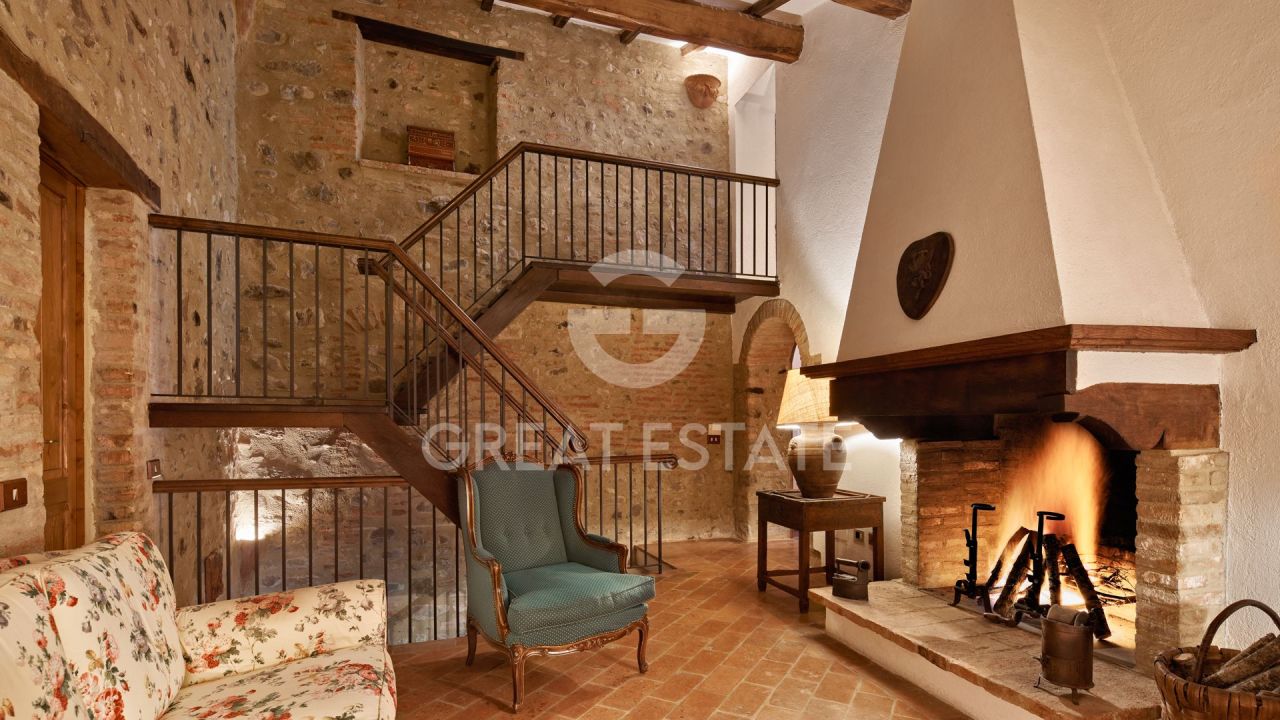 Casa en Umbertide, Italia, 1 237 m² - imagen 18