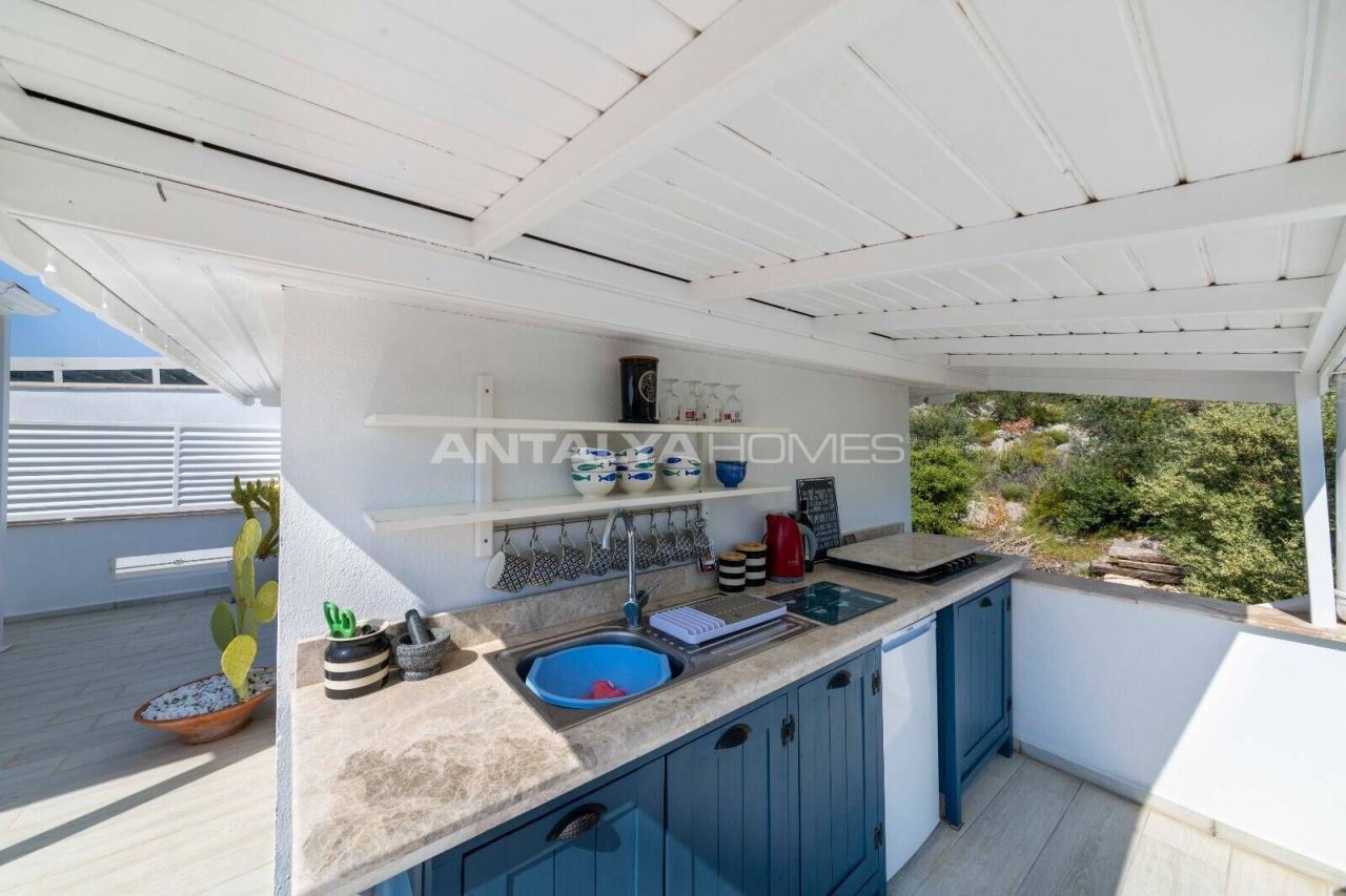 Villa à Kalkan, Turquie, 280 m² - image 7