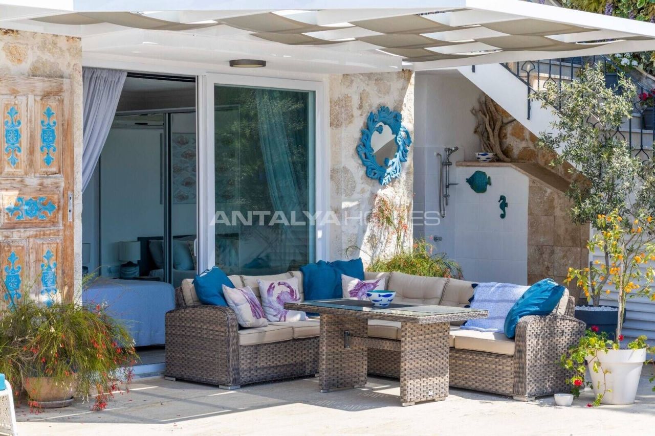 Villa à Kalkan, Turquie, 280 m² - image 11