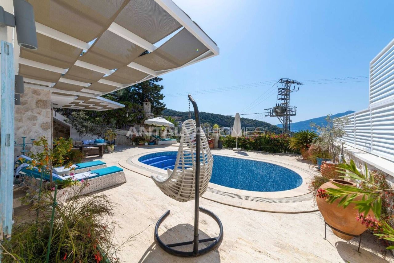Villa à Kalkan, Turquie, 280 m² - image 12