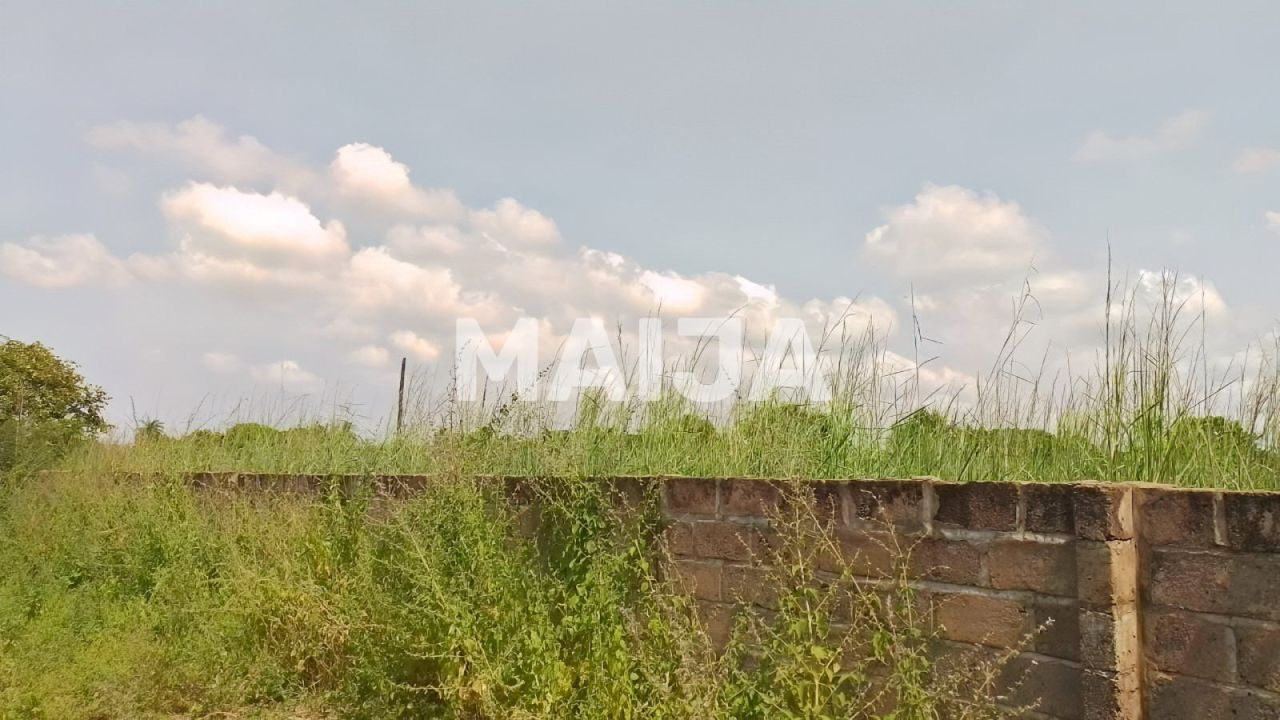 Land Tujereng, Gambia, 1 400 m² - picture 1