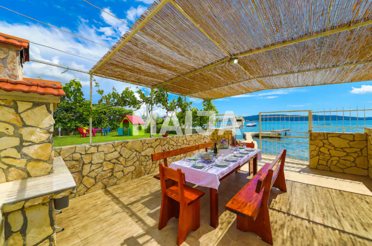 Villa in Split, Croatia, 458 m² - picture 3