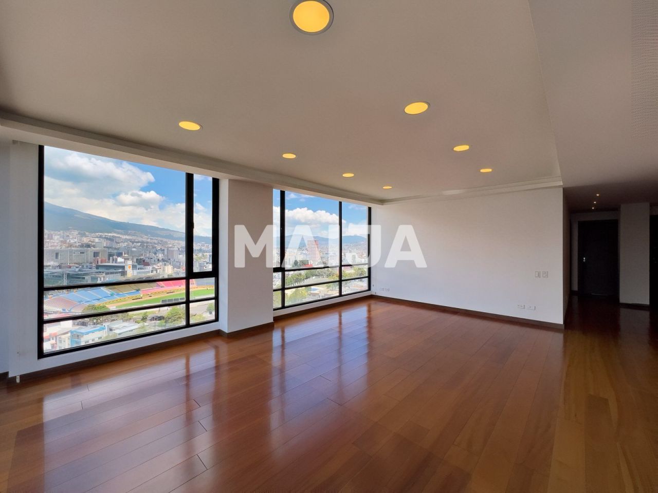 Apartment Quito, Ecuador, 195 m² - picture 5