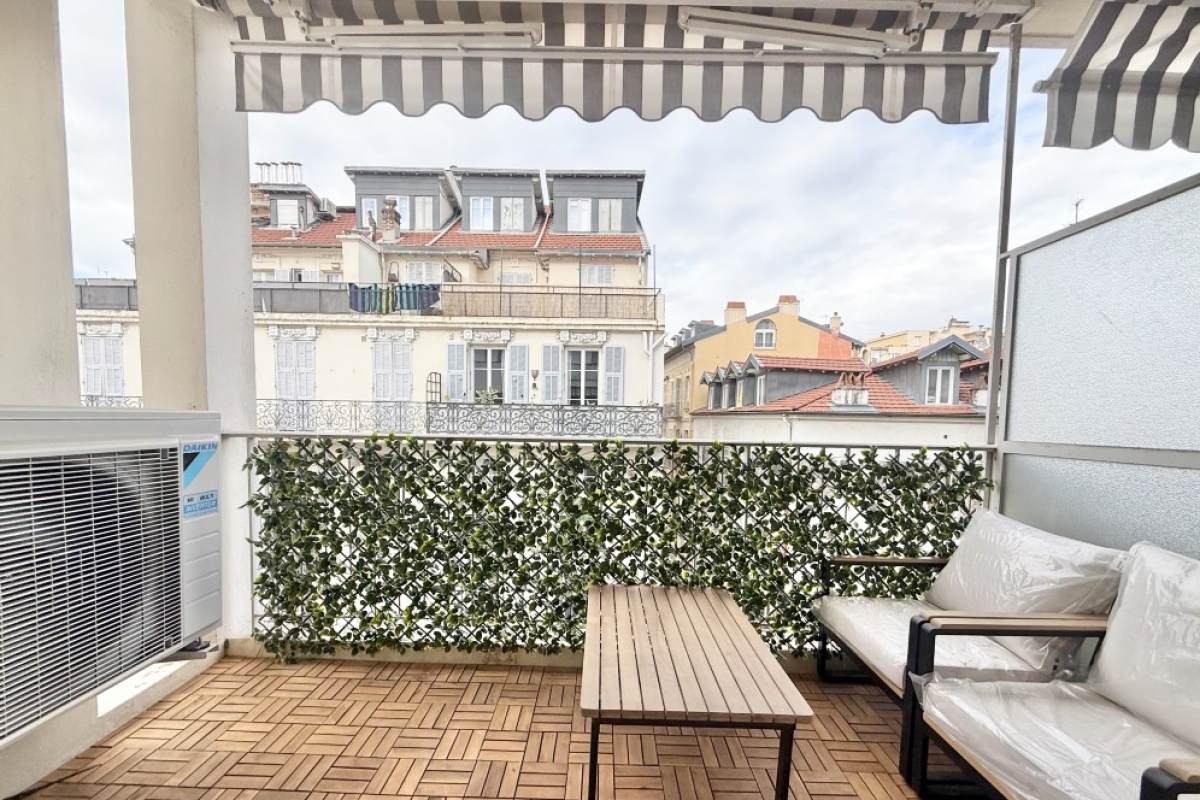 Appartamenti a Nizza, Francia, 110 m² - foto 1