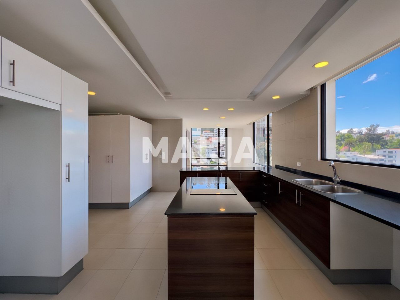 Apartment Quito, Ecuador, 195 m² - picture 11