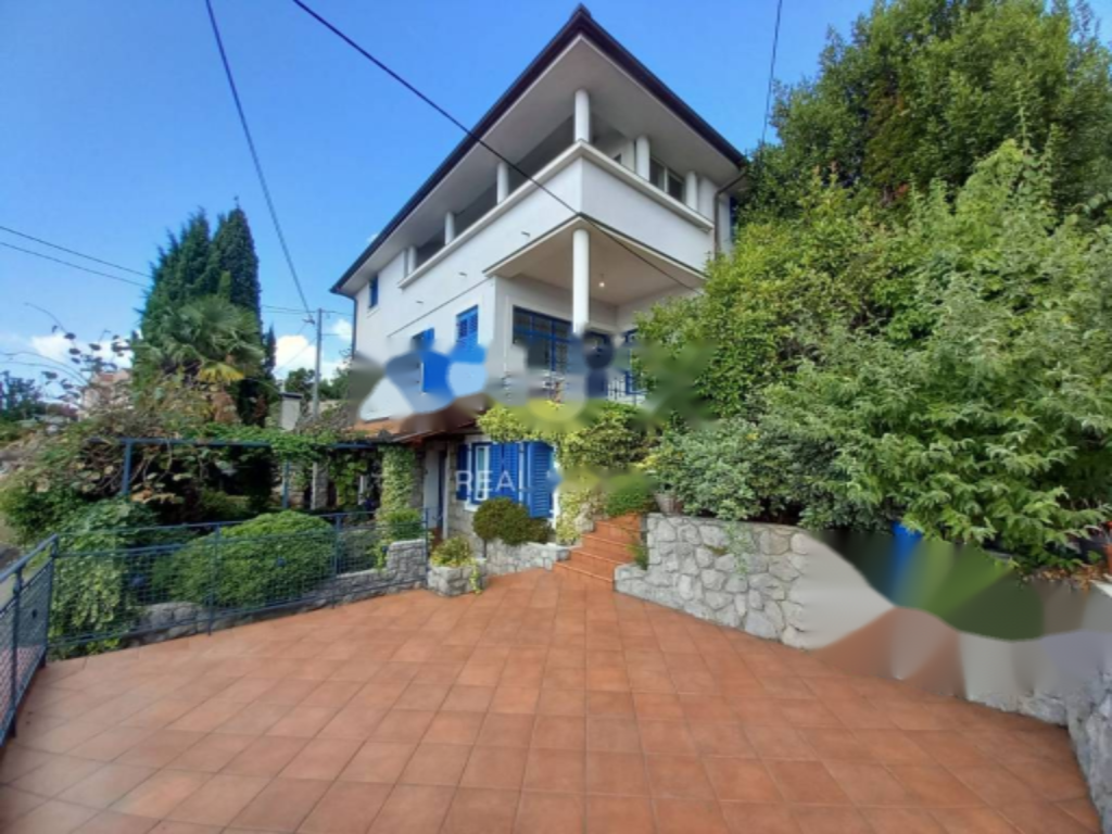 Casa en Opatija, Croacia, 366 m² - imagen 1