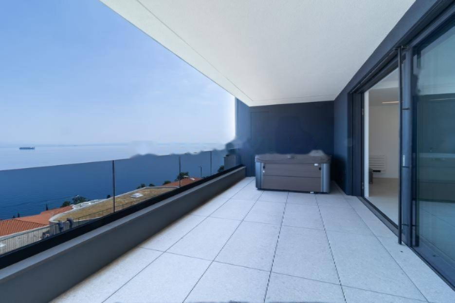 Flat in Opatija, Croatia, 144 m² - picture 1