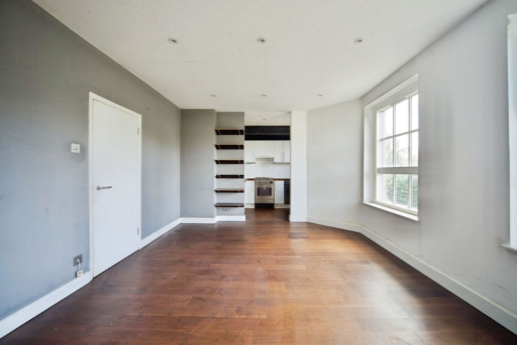 Flat in London, United Kingdom, 55 m² - picture 1