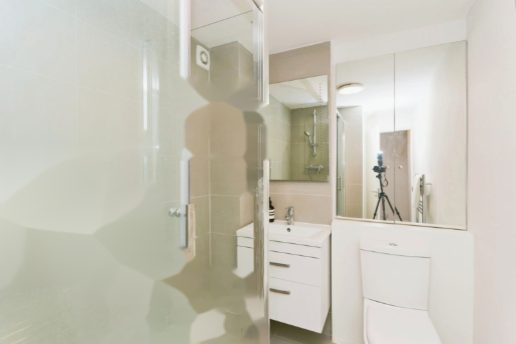 Flat in London, United Kingdom, 50 m² - picture 1