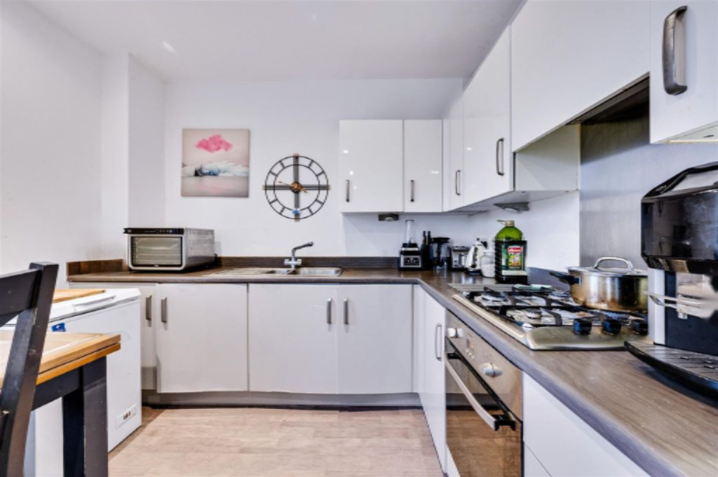 Wohnung in London, Großbritannien, 74 m² - Foto 1