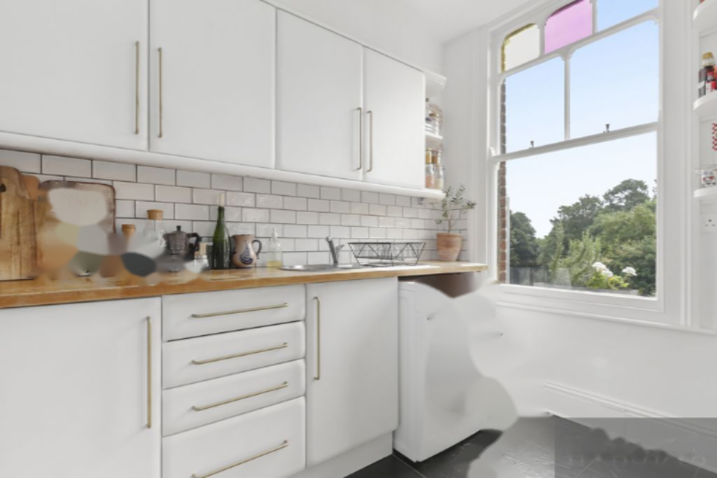 Flat in London, United Kingdom, 40 m² - picture 1