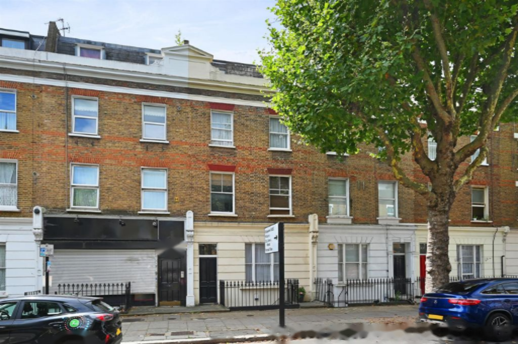 Flat in London, United Kingdom, 41 m² - picture 1