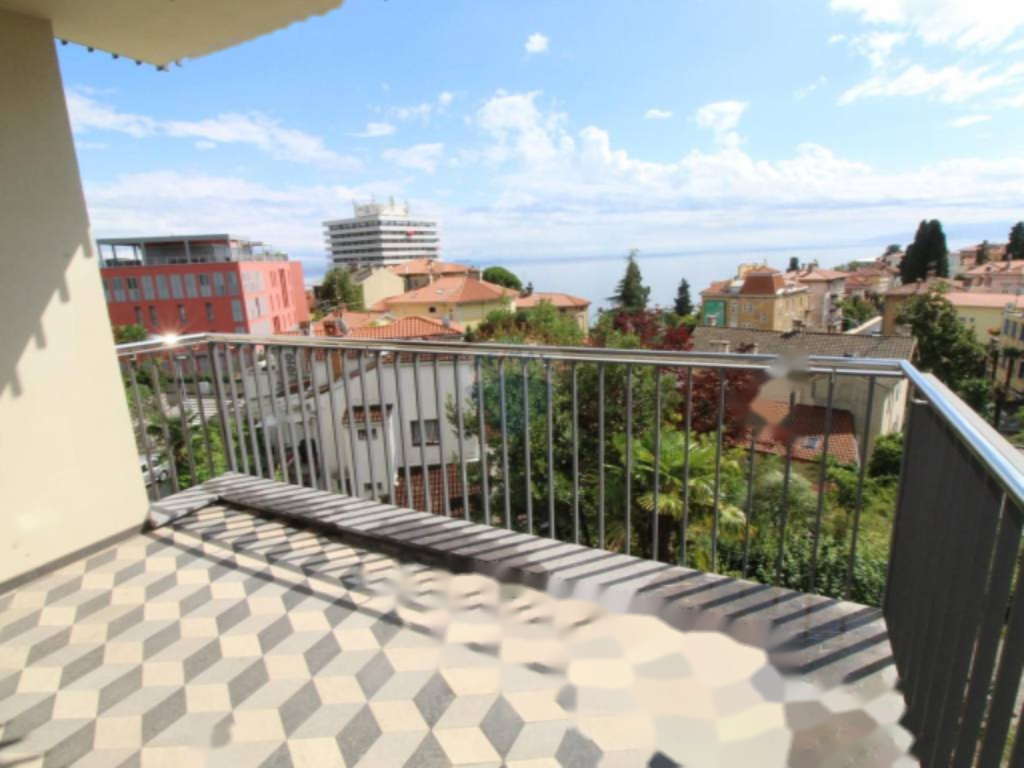 Flat in Opatija, Croatia, 139 m² - picture 1