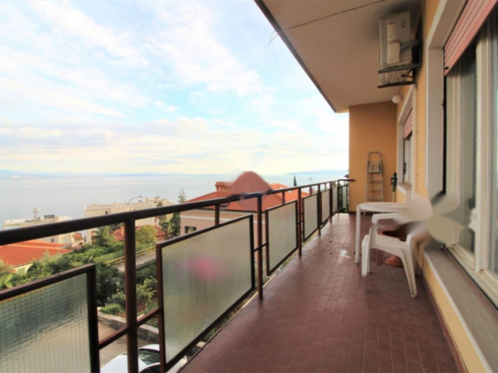 Flat in Opatija, Croatia, 100 m² - picture 1
