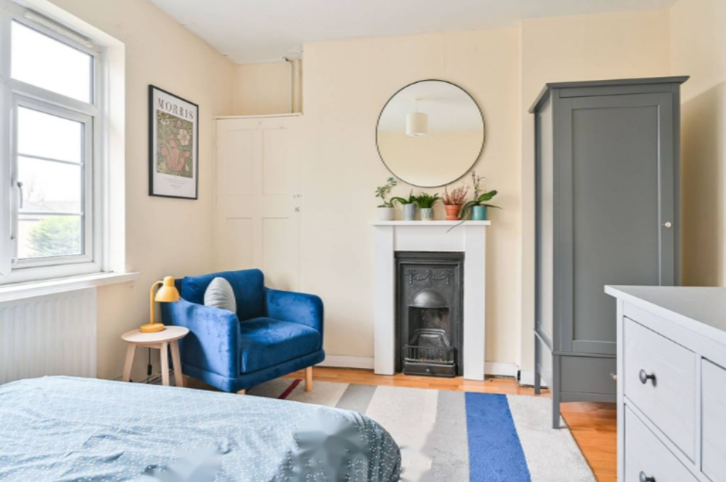 Flat in London, United Kingdom, 49 m² - picture 1